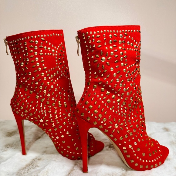 Liliana Stunning Red Gold Studded 4.75" High Heel Ankle Boot - Picture 10 of 14